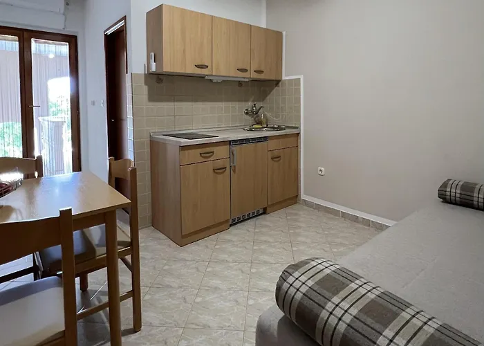 Апартаменты With Parking Space Starigrad, Paklenica - 11683 Стариград-Пакленица