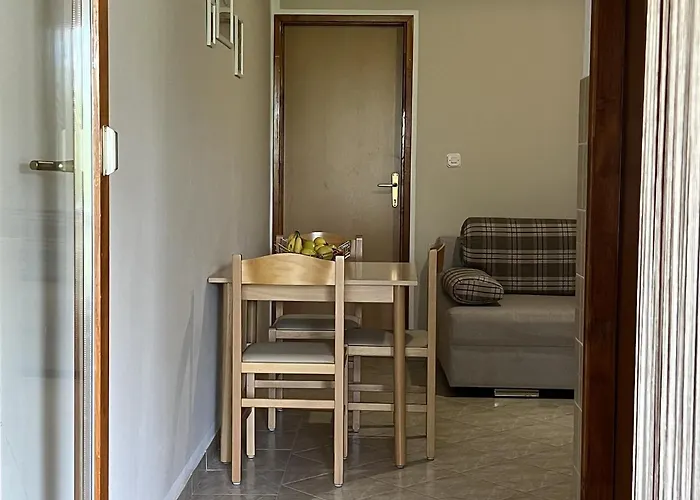 Апартаменты With Parking Space Starigrad, Paklenica - 11683 Стариград-Пакленица