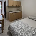 Apartamento With Parking Space Starigrad, Paklenica - 11683 Starigrad Paklenica