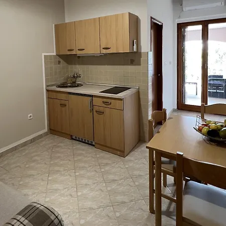 With Parking Space Starigrad, Paklenica - 11683 Daire Starigrad Paklenica